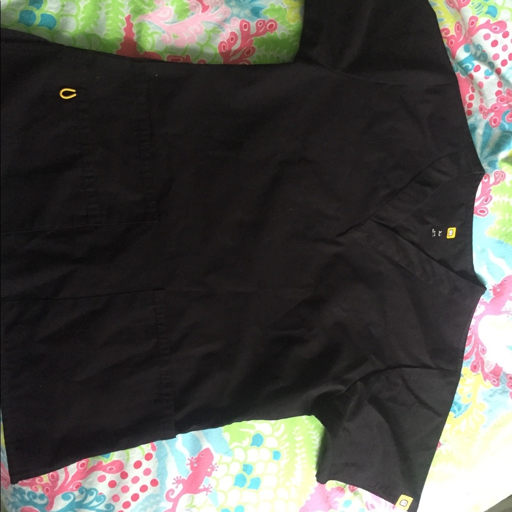 Wonderink Black scrubs